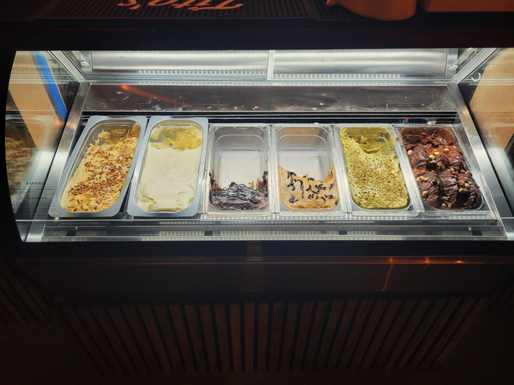 Gelato Display